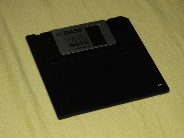 leil.de/di/pics/diskette_basf.jpg