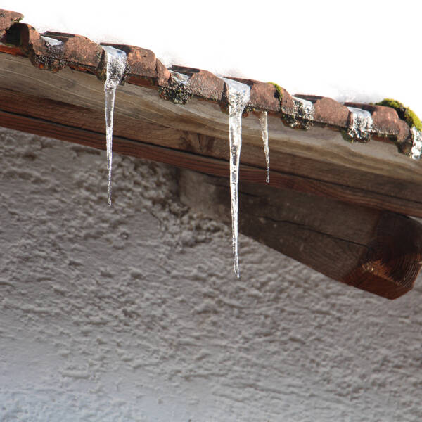 leil.de/di/pics/eiszapfen_2015.jpg