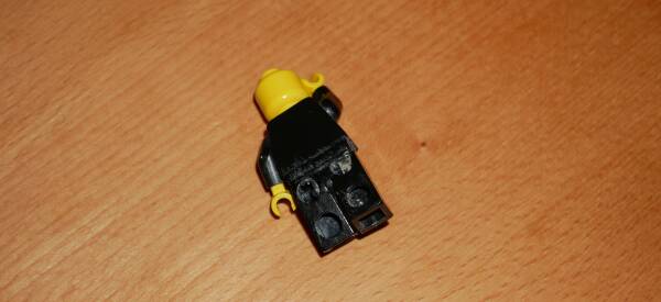 leil.de/di/pics/gewaschenes_lego_maennchen-3.jpg