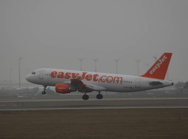 leil.de/di/pics/landung_easyjet_feb_15_muc.jpg