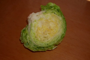 aufgeschnittener Salat