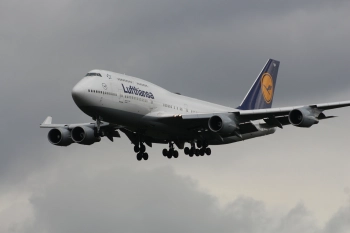 Lufthansa 747 im Landeanflug
