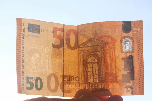 20 Euroschein mit Hologramm und Wasserzeichen der Europa